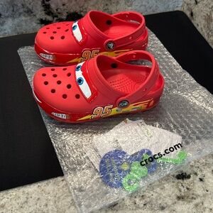 Cars Lightning Mcqueen Crocs kids size 1 like new condition still light up